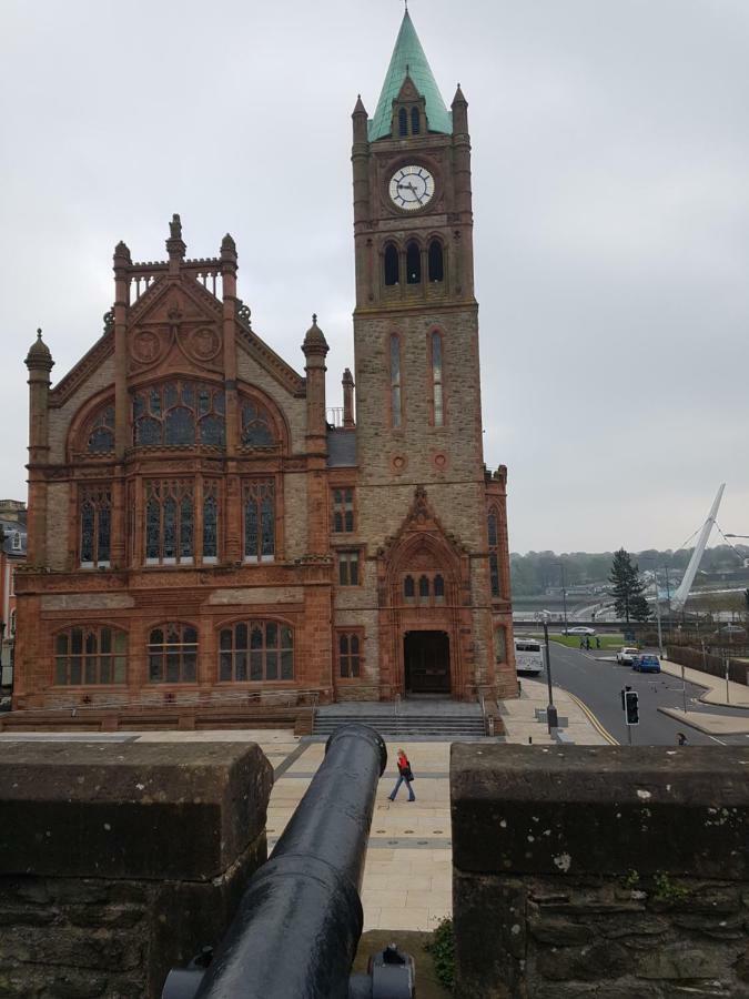 Legenderry B&B Buitenkant foto
